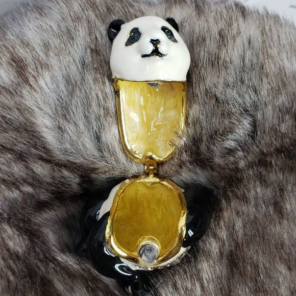 Panda Trinket Jewelry‎ box Keepsake, Hinged hidden compartment magnet closure - Picture 3 of 6